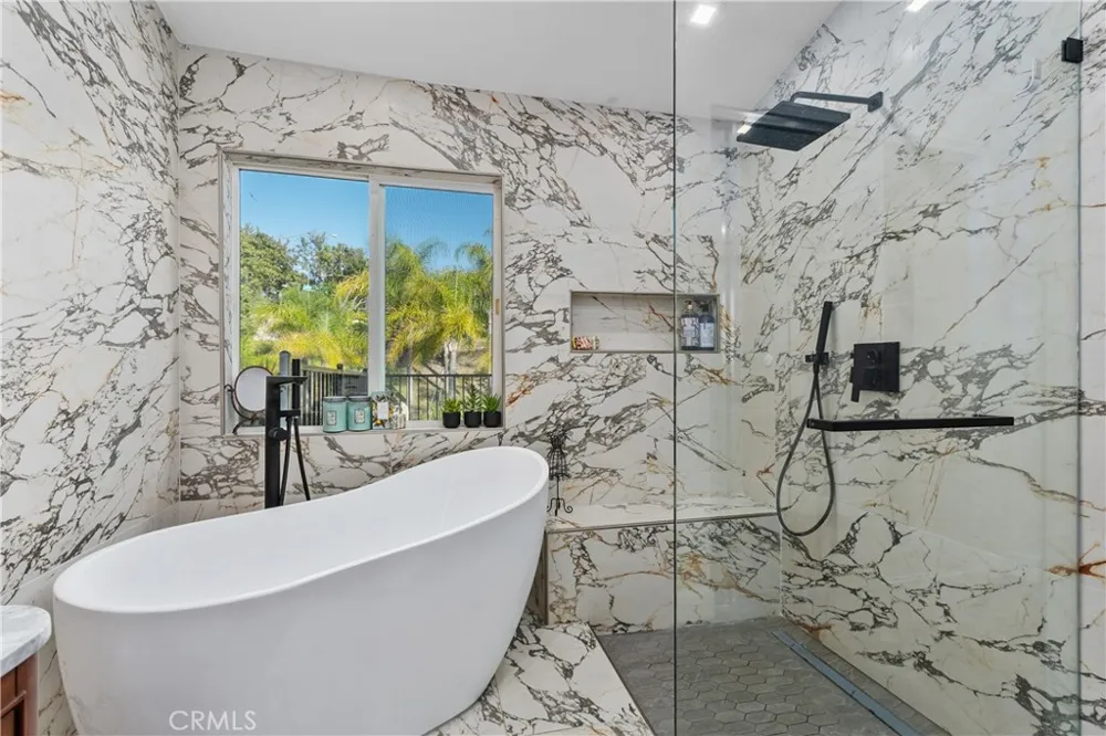 42332 Camino Merano Temecula, CA 92592