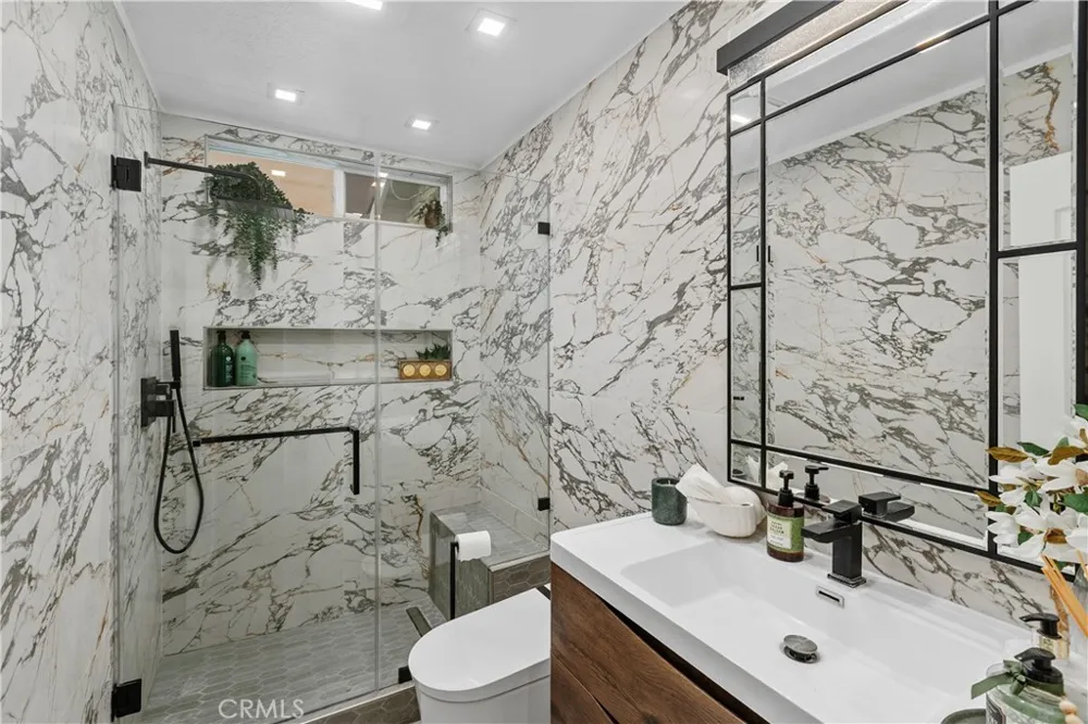 42332 Camino Merano Temecula, CA 92592