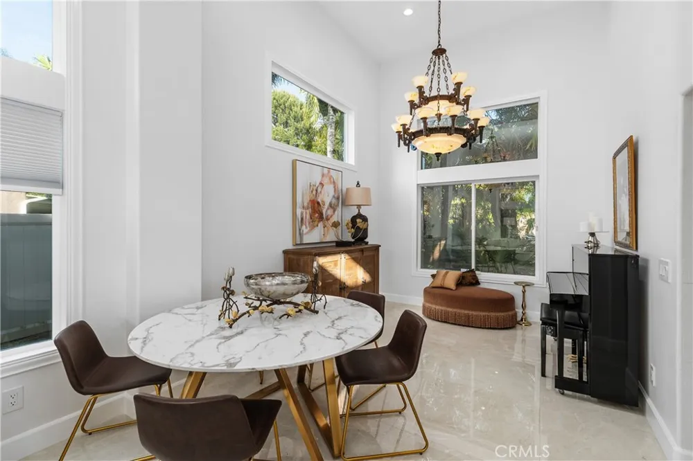42332 Camino Merano Temecula, CA 92592