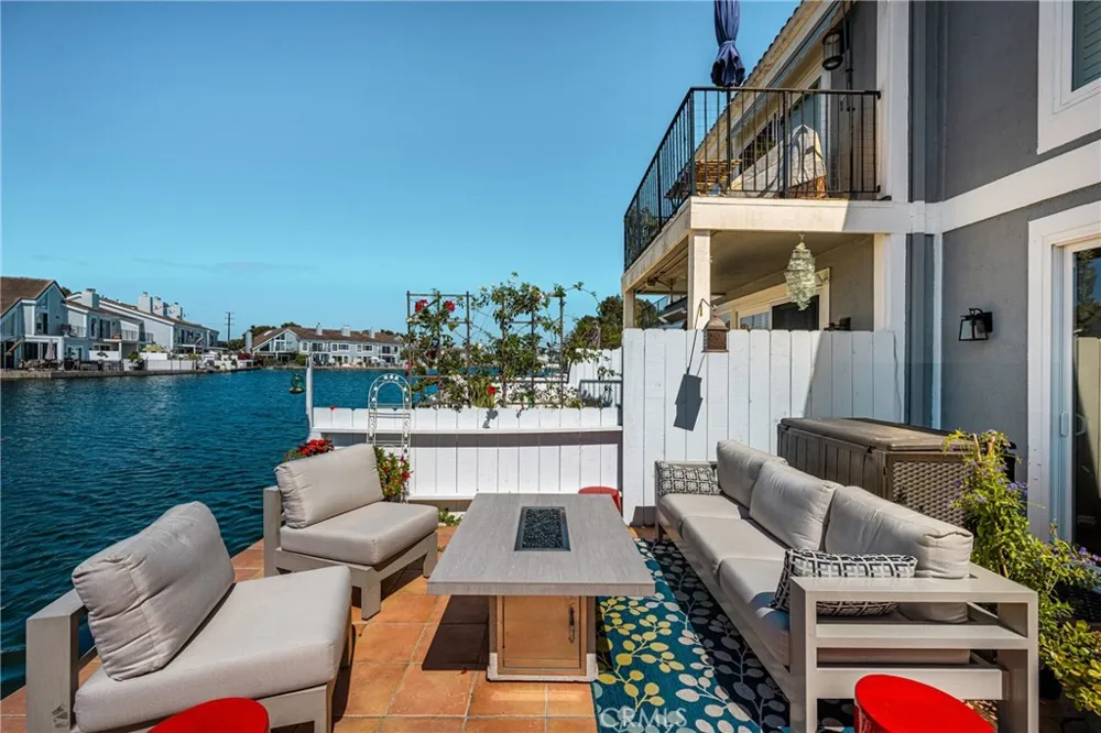 3485 Windspun Huntington Beach, CA 92649