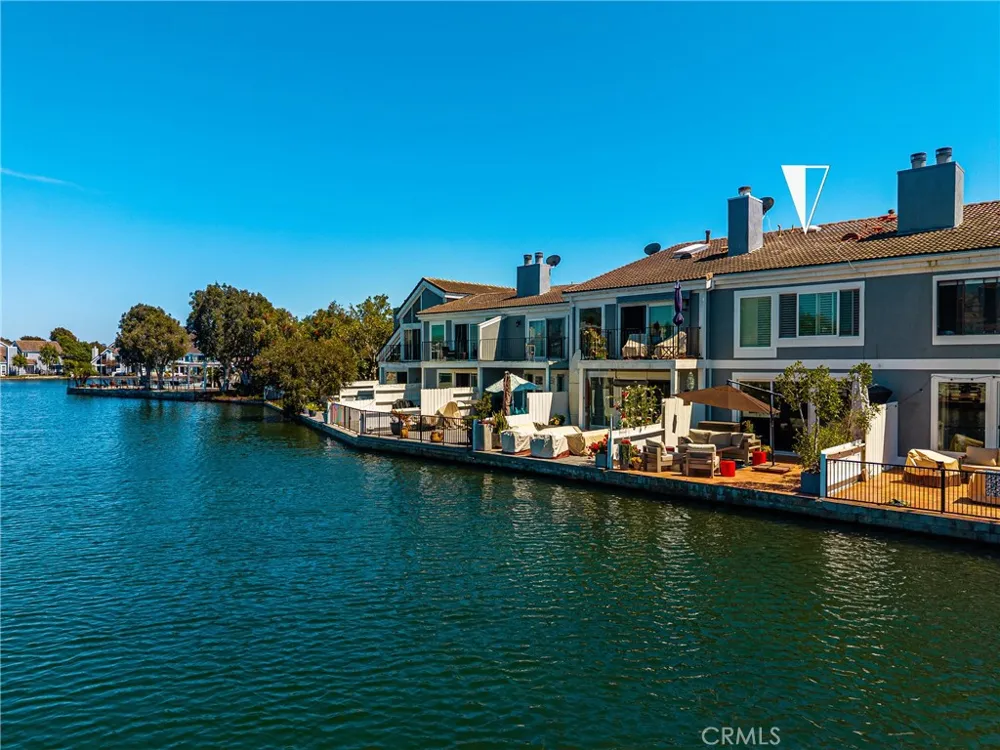 3485 Windspun Huntington Beach, CA 92649