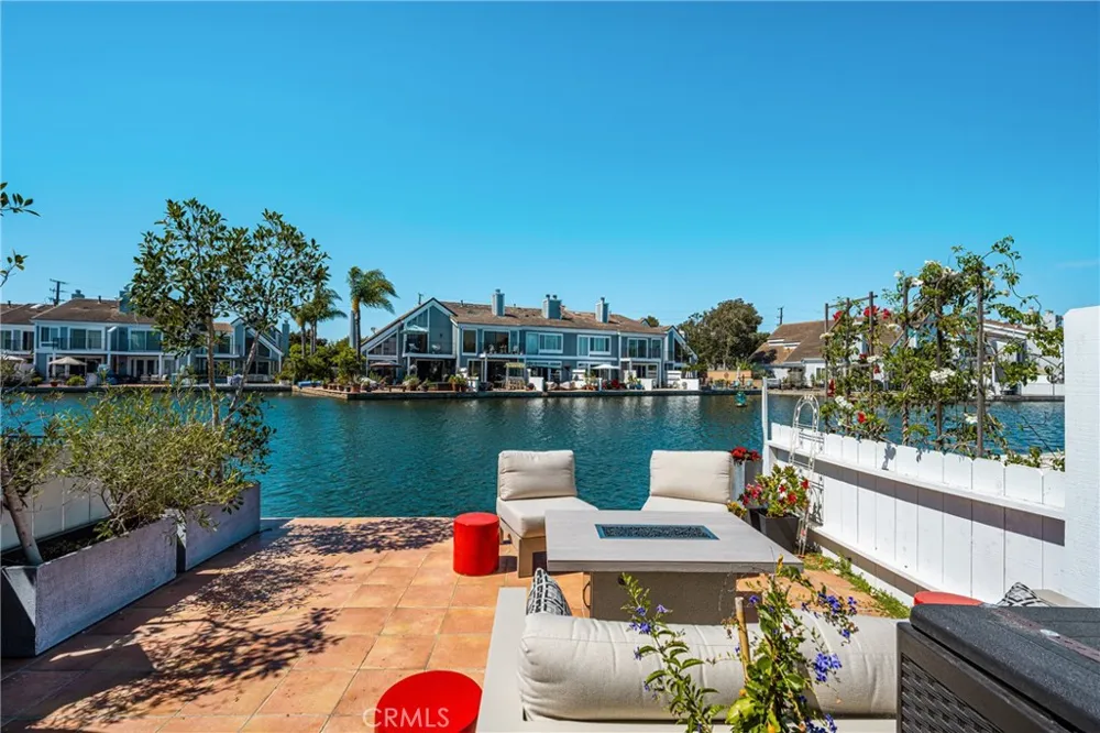 3485 Windspun Huntington Beach, CA 92649