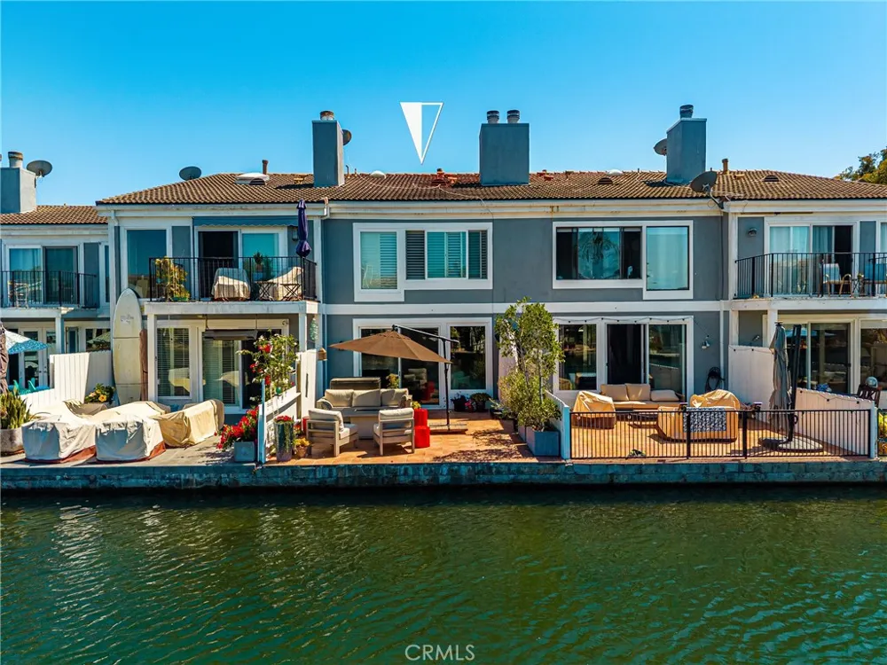 3485 Windspun Huntington Beach, CA 92649
