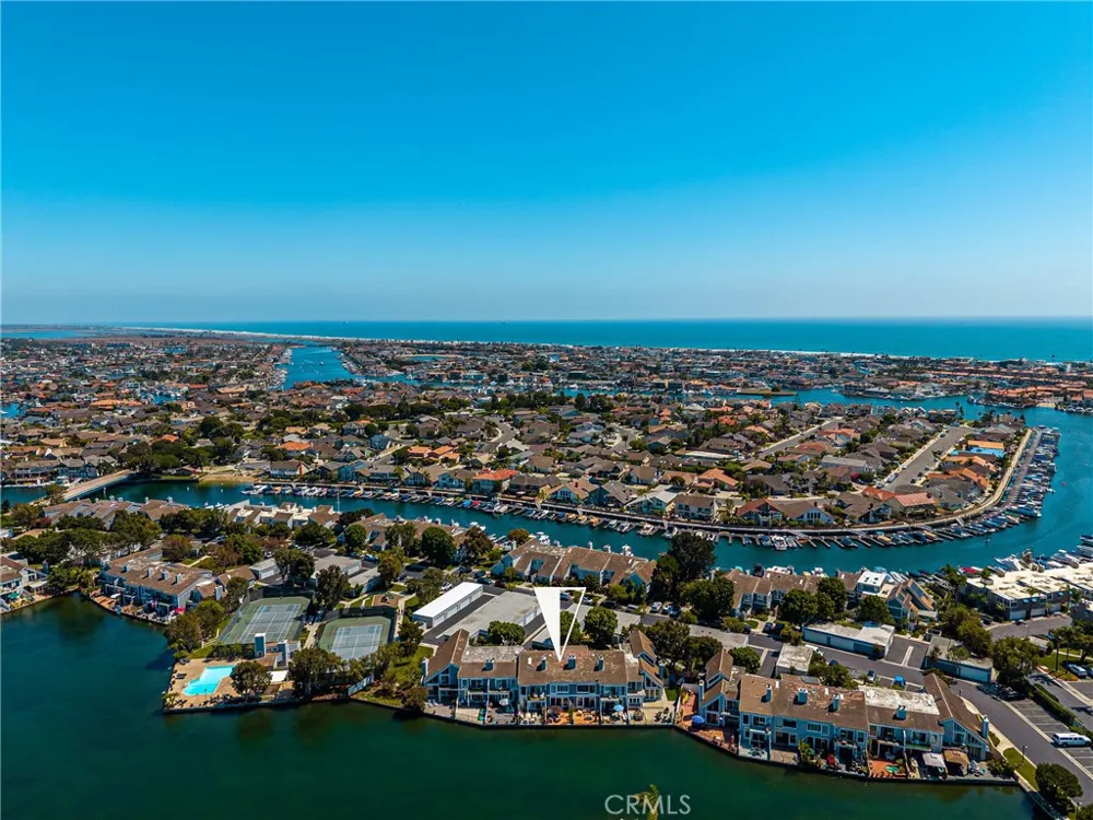 3485 Windspun Huntington Beach, CA 92649