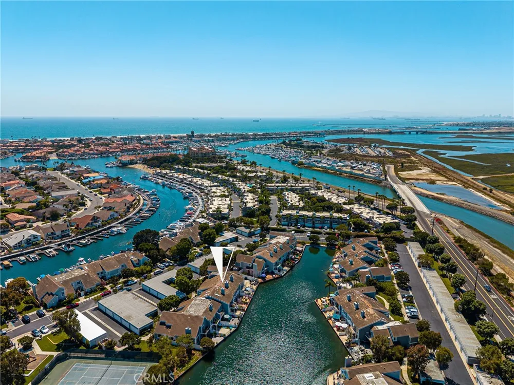 3485 Windspun Huntington Beach, CA 92649