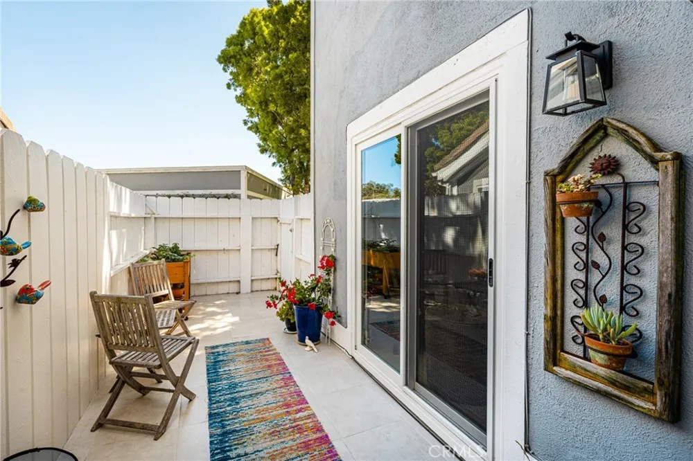 3485 Windspun Huntington Beach, CA 92649