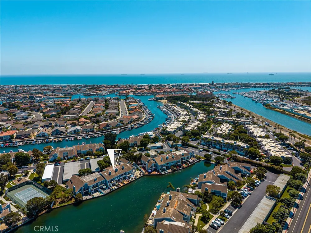 3485 Windspun Huntington Beach, CA 92649