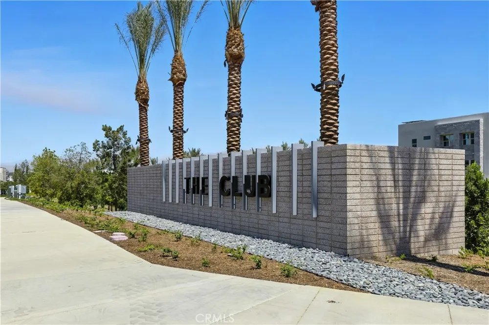 2445 Liv Way Montebello, CA 90640