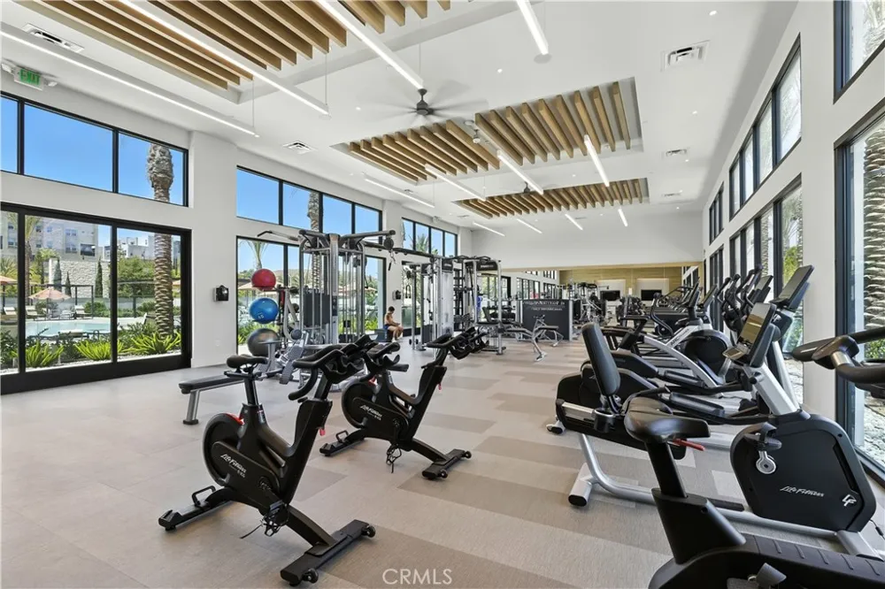 2445 Liv Way Montebello, CA 90640