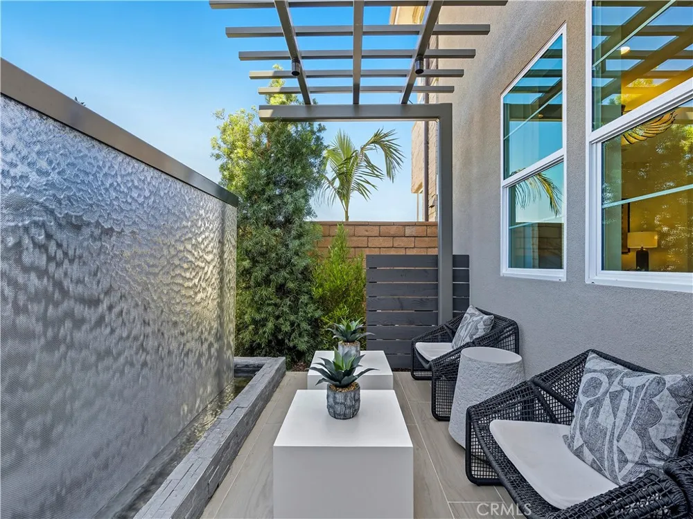 2445 Liv Way Montebello, CA 90640