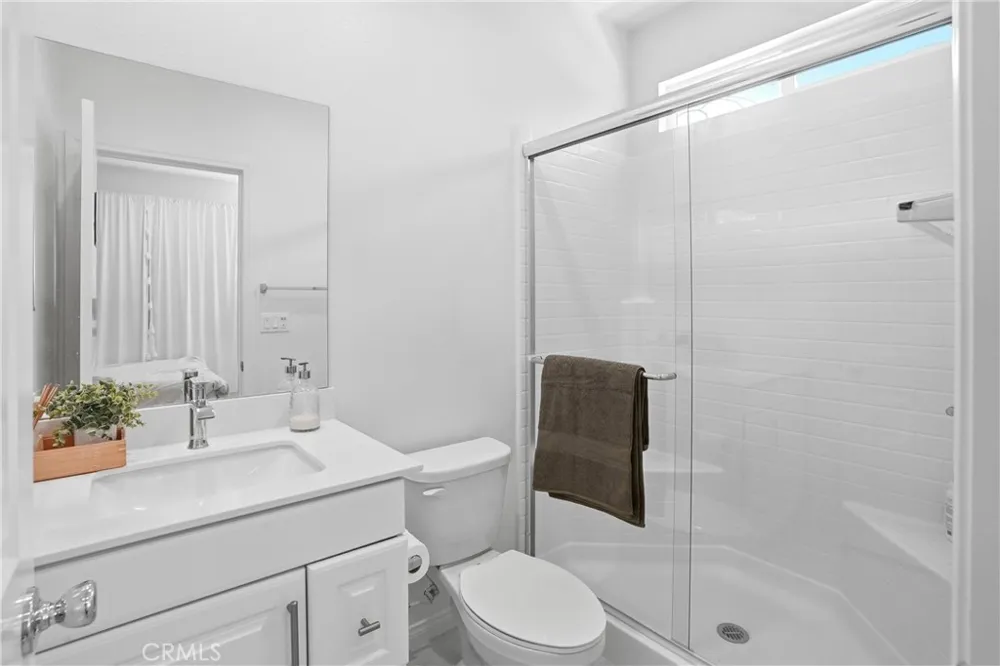 916 E 3RD ST Santa Ana, CA 92701