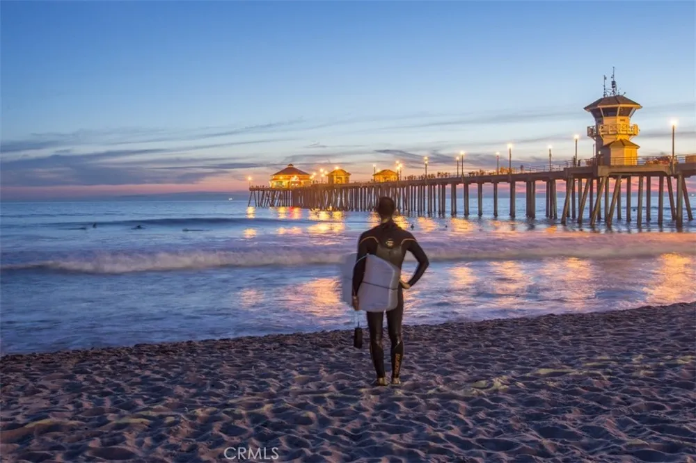 17661 Falkirk Huntington Beach, CA 92649