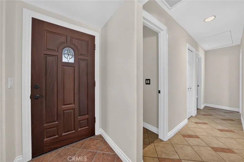 5051 Sisson Drive Huntington Beach, CA 92649