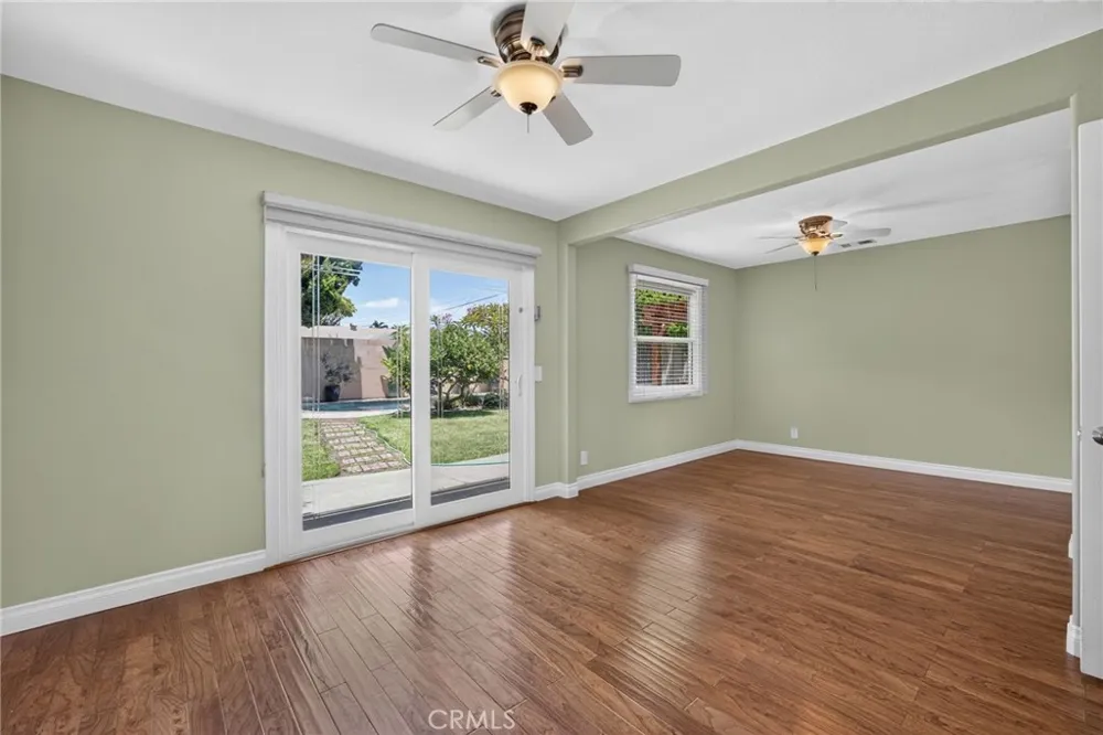 5051 Sisson Drive Huntington Beach, CA 92649