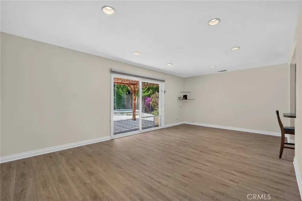 5051 Sisson Drive Huntington Beach, CA 92649