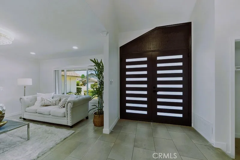 14532 Westfall Road Tustin, CA 92780