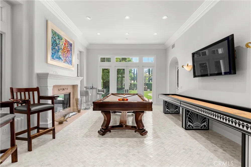 11284 Amberdale Drive Tustin, CA 92782