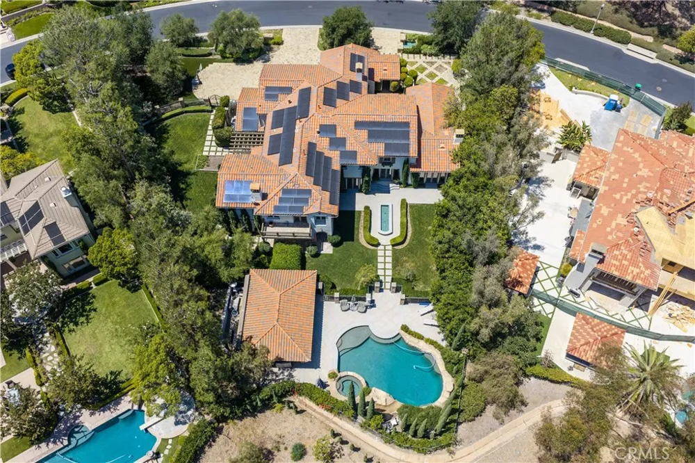 11284 Amberdale Drive Tustin, CA 92782