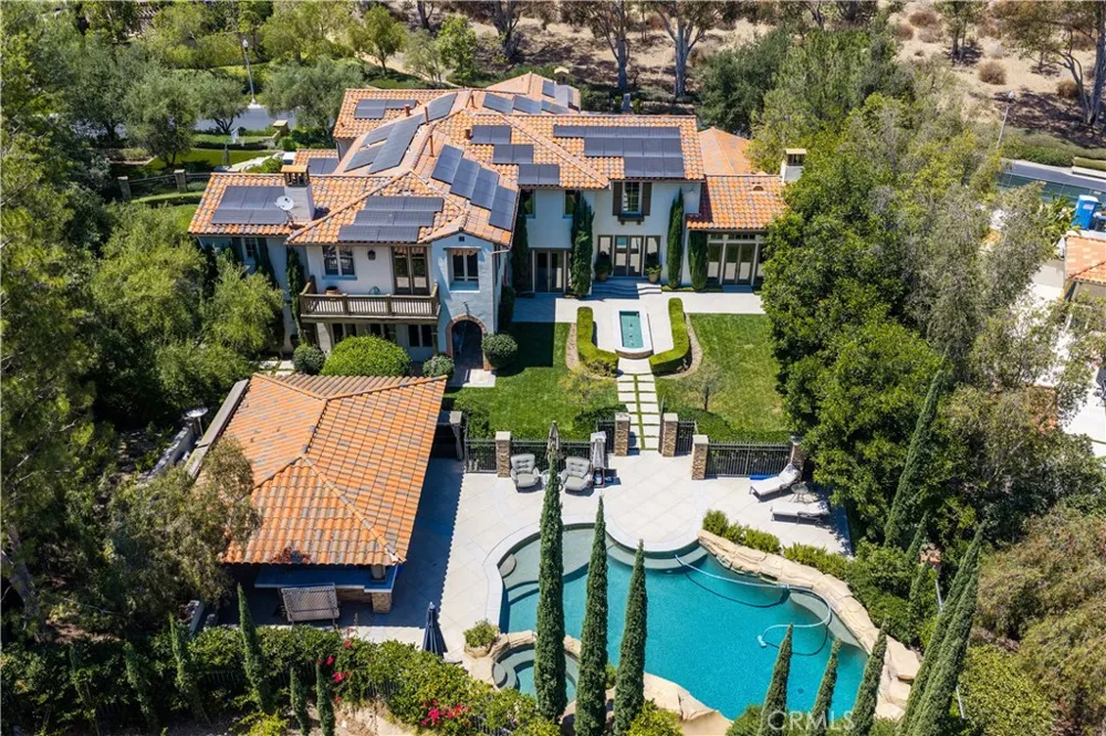 11284 Amberdale Drive Tustin, CA 92782
