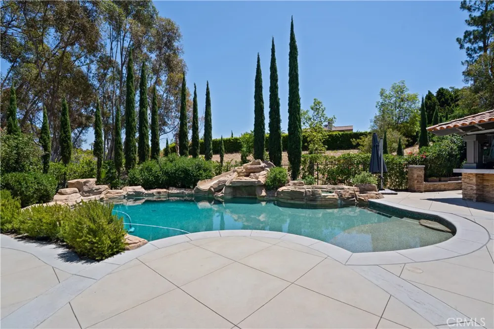 11284 Amberdale Drive Tustin, CA 92782