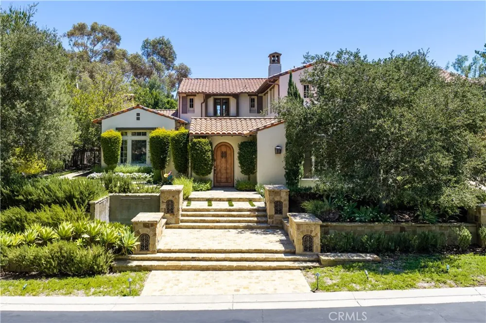11284 Amberdale Drive Tustin, CA 92782