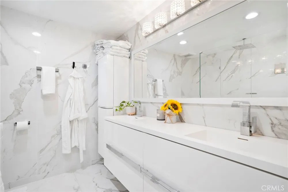 1585 S Coast #47 Laguna Beach, CA 92651
