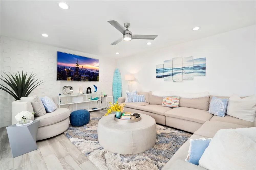 1585 S Coast #47 Laguna Beach, CA 92651