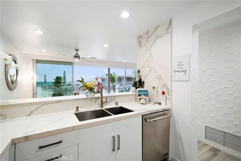 1585 S Coast #47 Laguna Beach, CA 92651