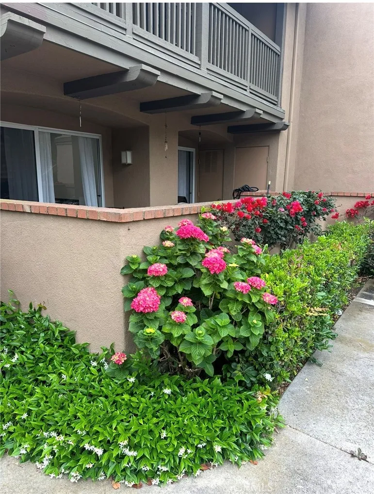 147 Mine Canyon #C Orange, CA 92869