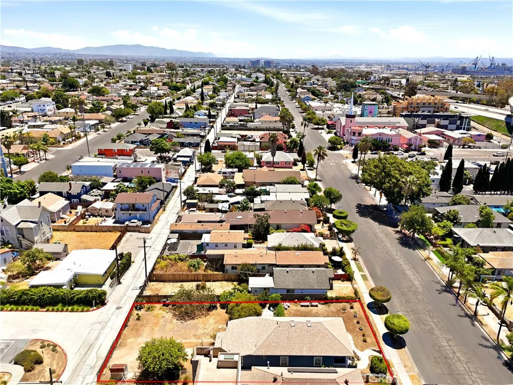 1832 Julian San Diego, CA 92113