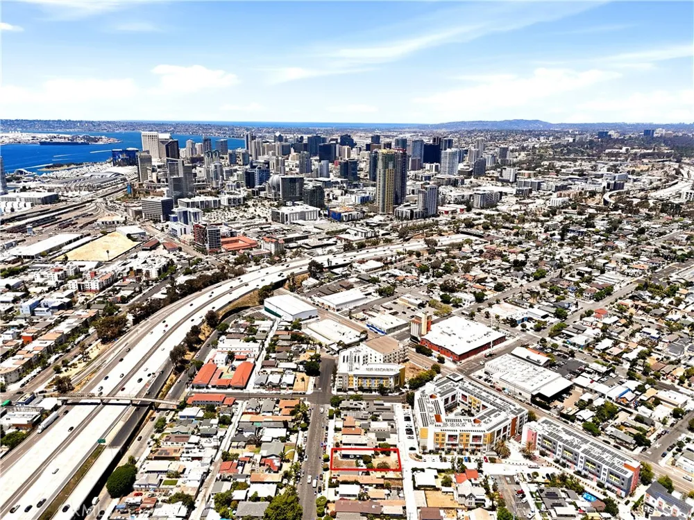 1832 Julian San Diego, CA 92113