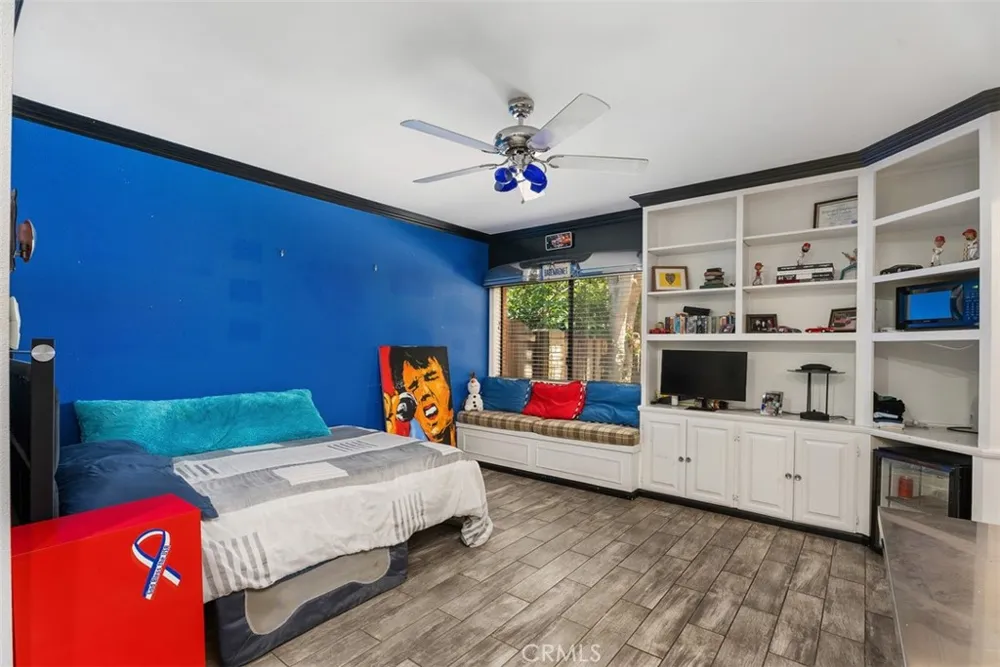 1632 SE Skyline Drive North Tustin, CA 92705