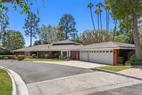 1632 SE Skyline Drive