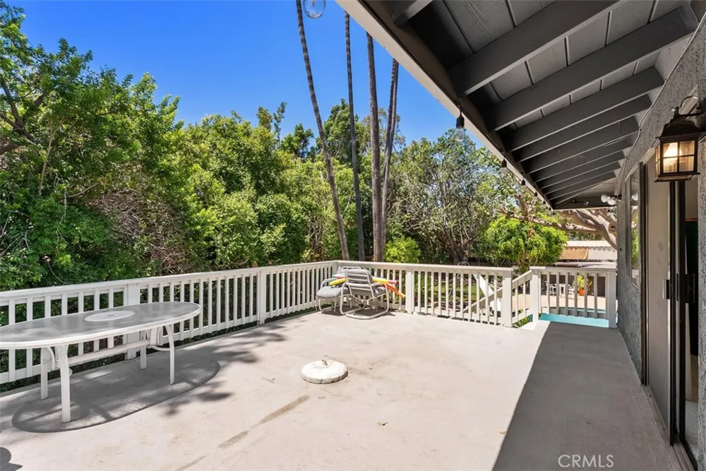 1632 SE Skyline Drive North Tustin, CA 92705