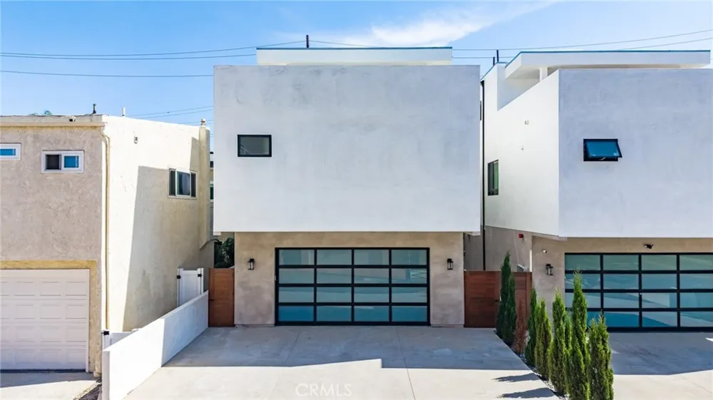 203 Indianapolis Avenue Huntington Beach, CA 92648