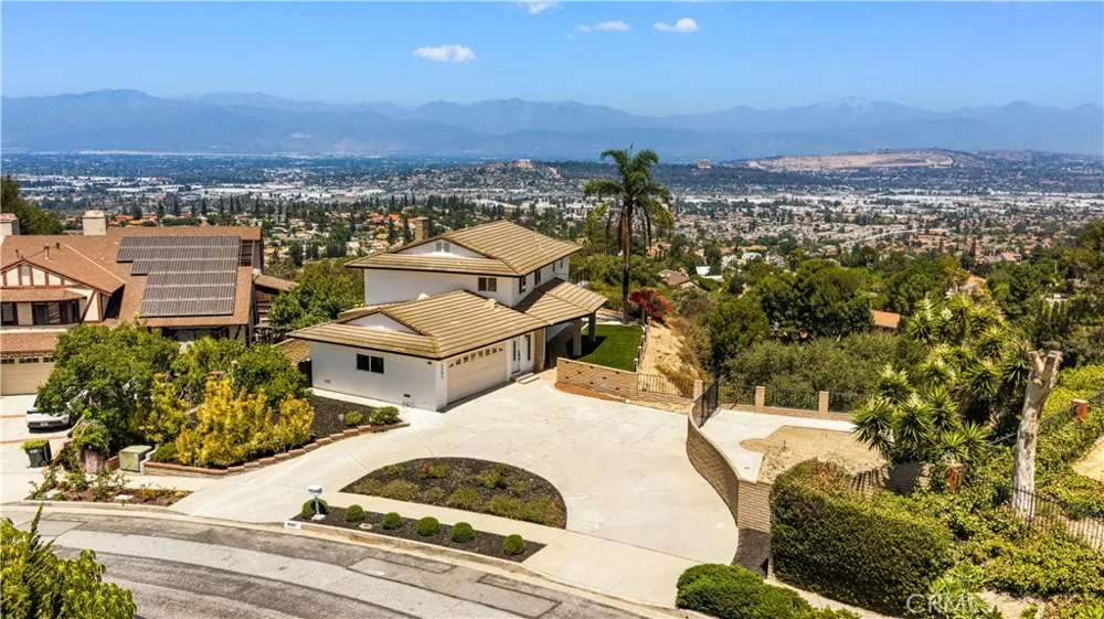 16387 Chella Drive Hacienda Heights, CA 91745