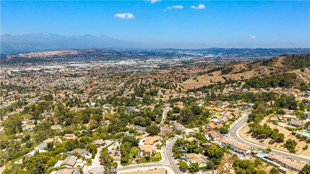 16387 Chella Drive Hacienda Heights, CA 91745