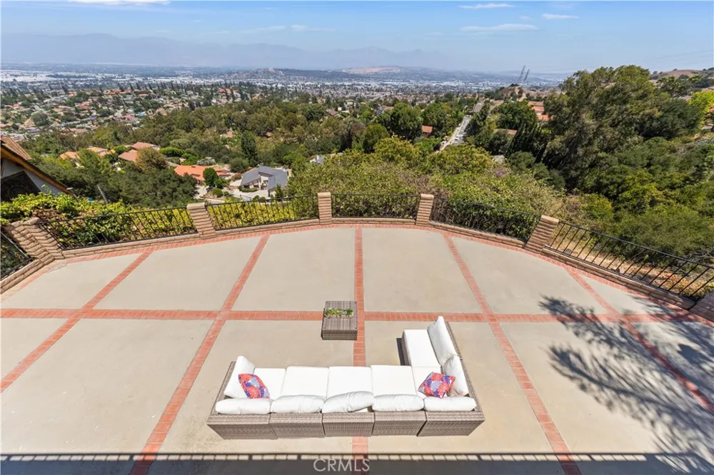16387 Chella Drive Hacienda Heights, CA 91745