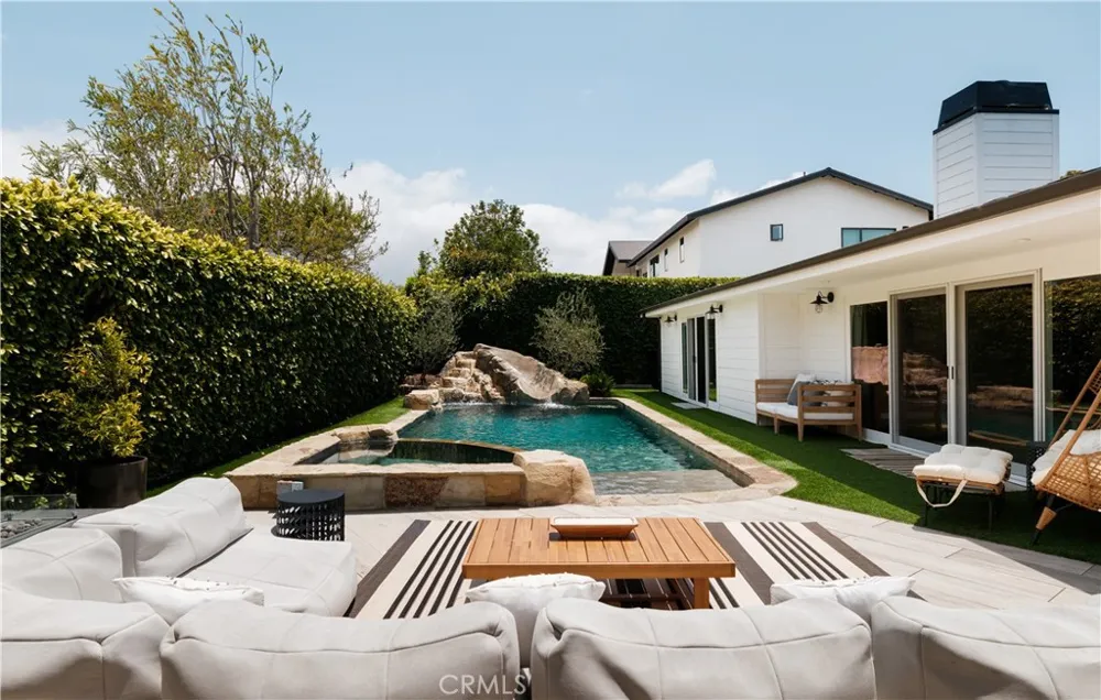 1312 Nottingham Road Newport Beach, CA 92660
