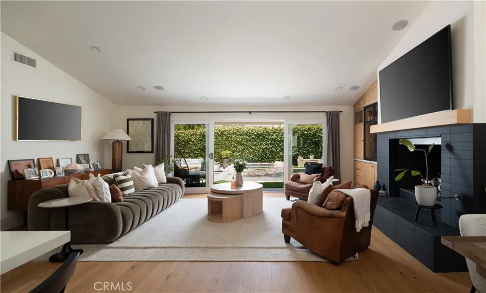 1312 Nottingham Road Newport Beach, CA 92660
