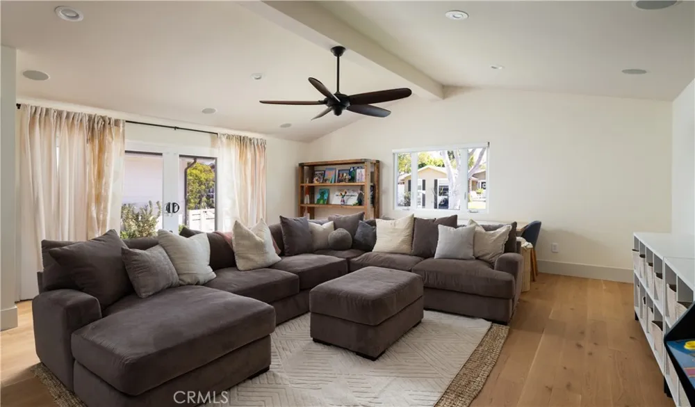 1312 Nottingham Road Newport Beach, CA 92660