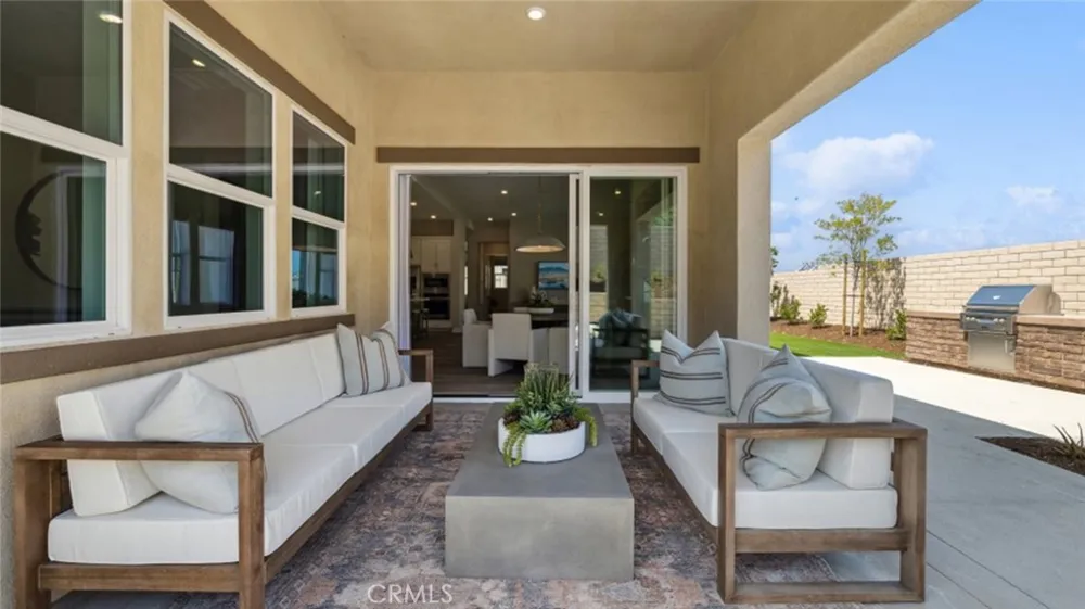 24553 Camino Canoa Valencia, CA 91354