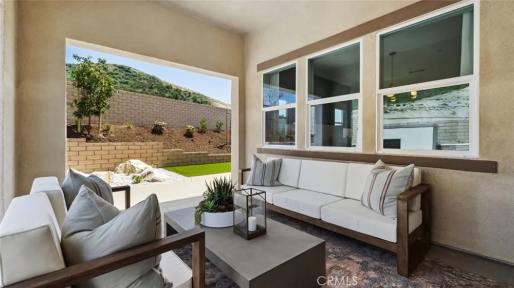 24553 Camino Canoa Valencia, CA 91354
