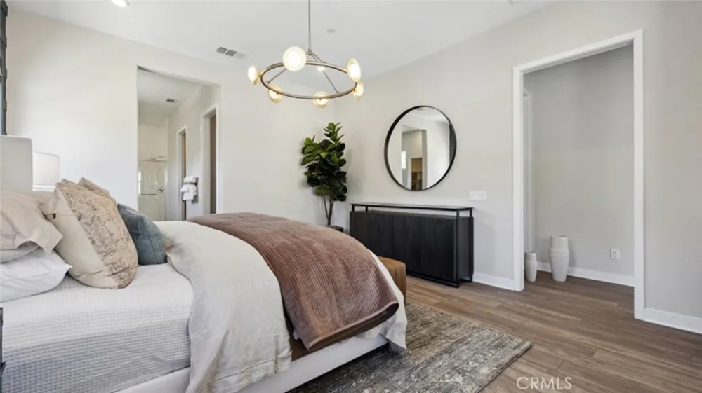 24553 Camino Canoa Valencia, CA 91354