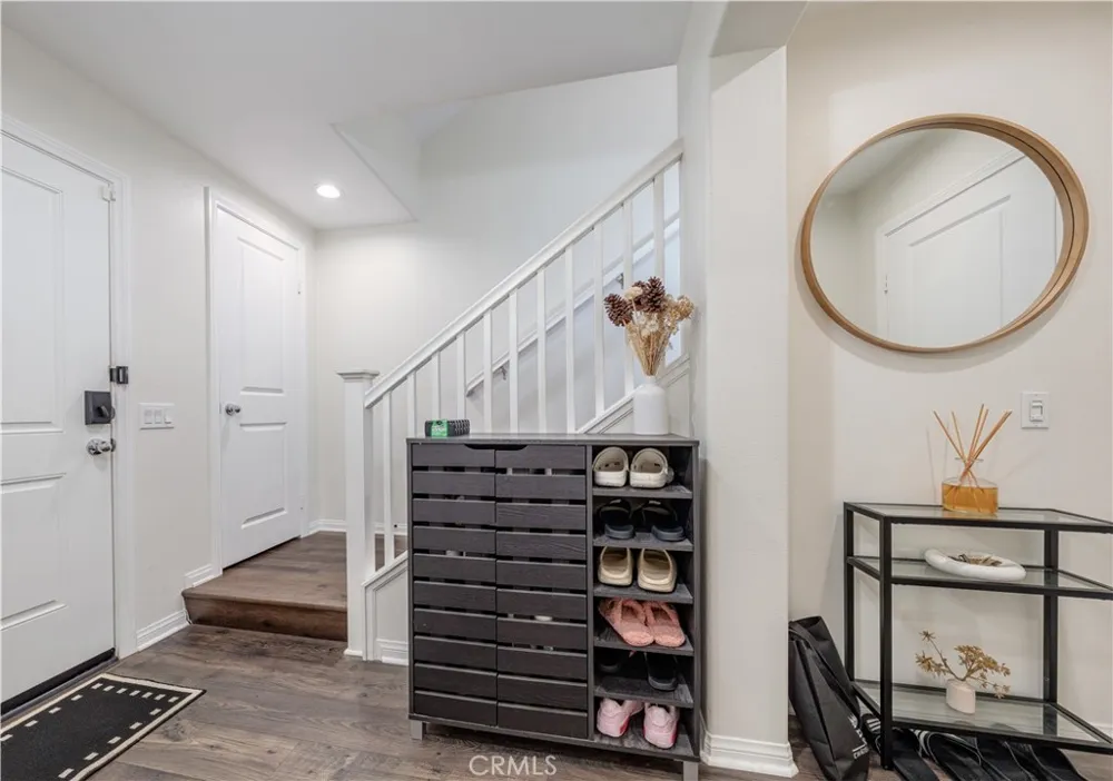 11905 Nixon Whittier, CA 90601