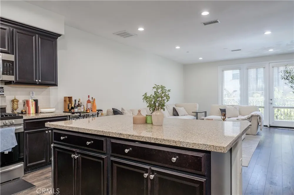 11905 Nixon Whittier, CA 90601