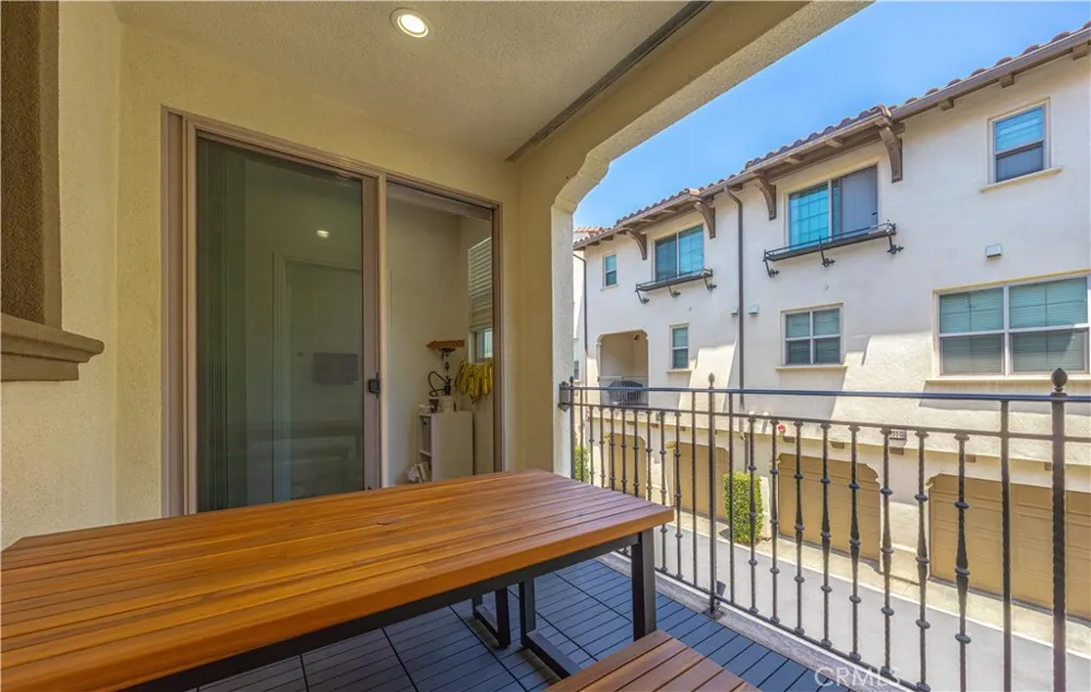 11905 Nixon Whittier, CA 90601