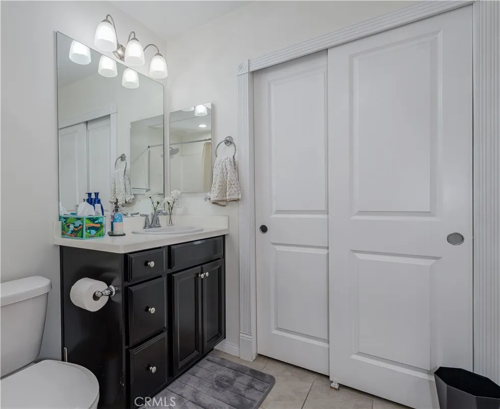 11905 Nixon Whittier, CA 90601