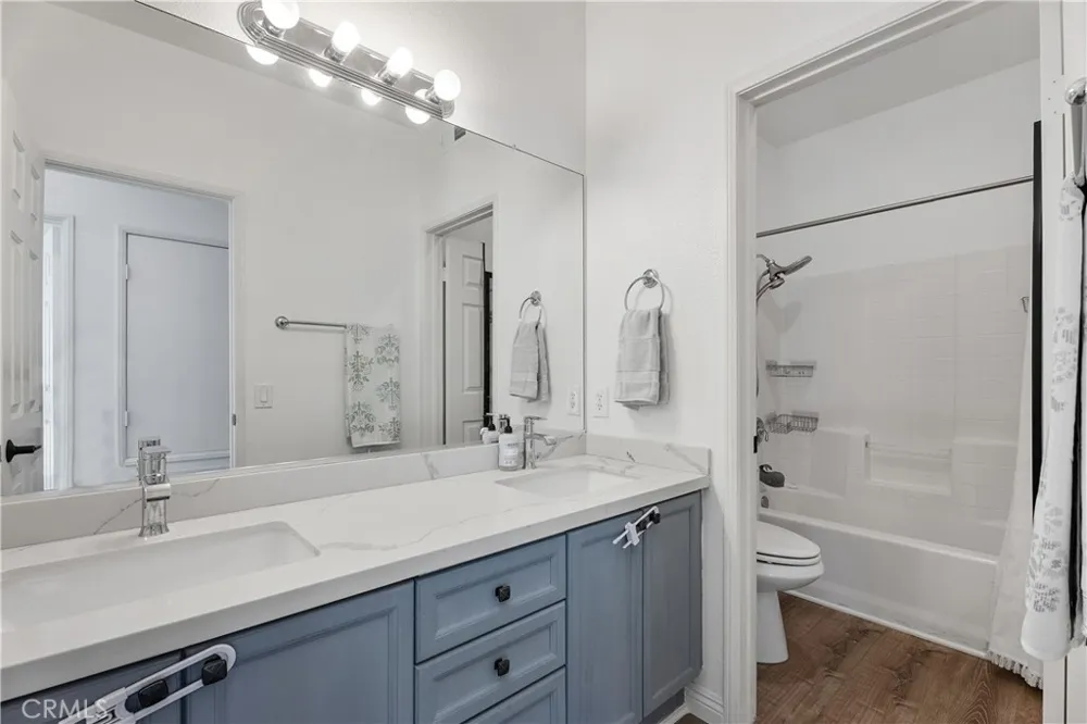 2936 Claremore Lane Los Alamitos, CA 90720