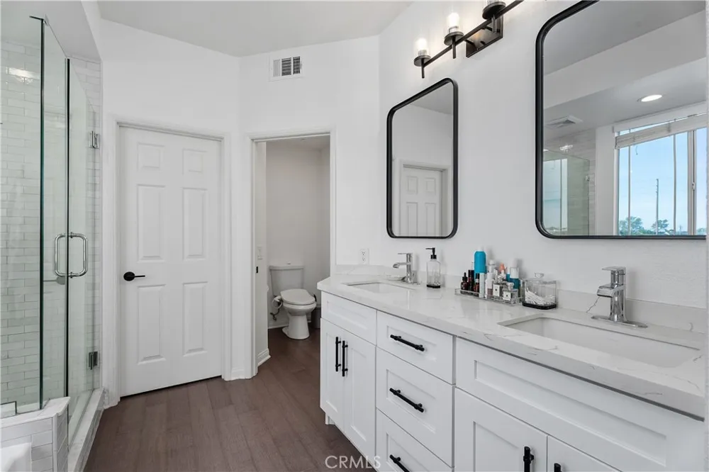 2936 Claremore Lane Los Alamitos, CA 90720